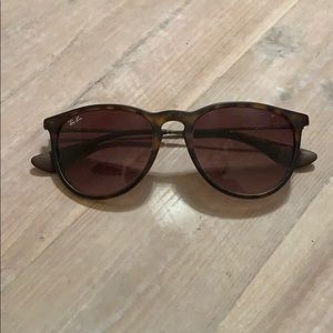 RayBan Sunglasses Erika in Brown Tortoise